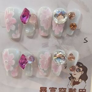Press on nail